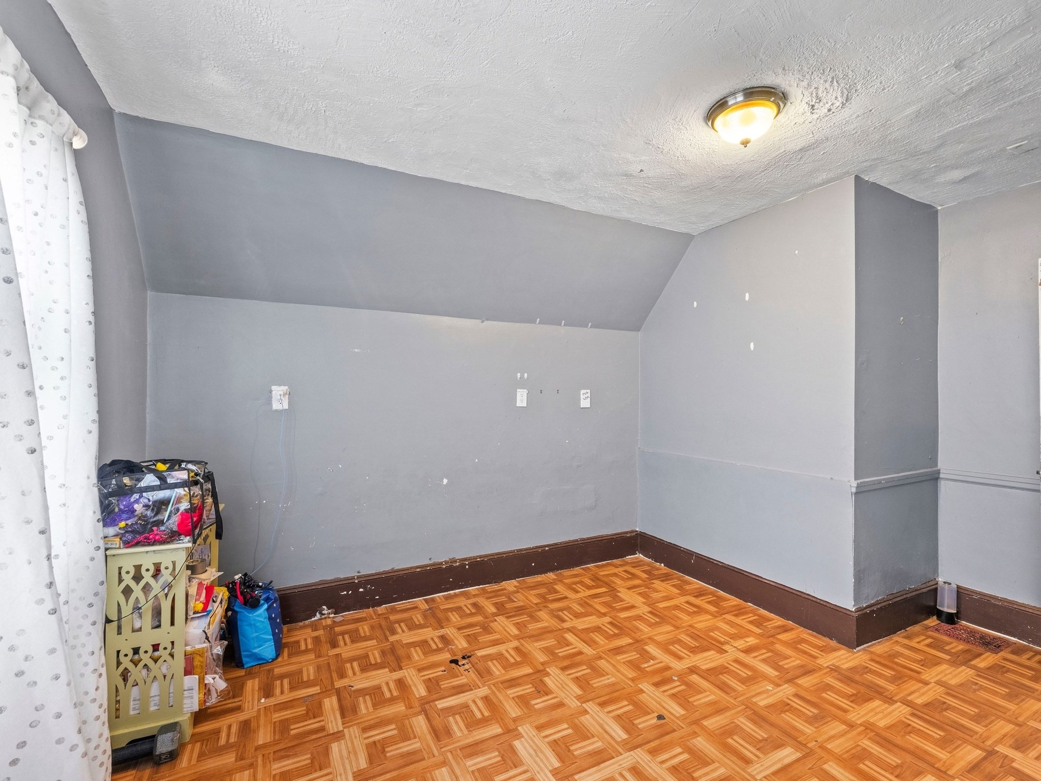 72 Sagamore Ave