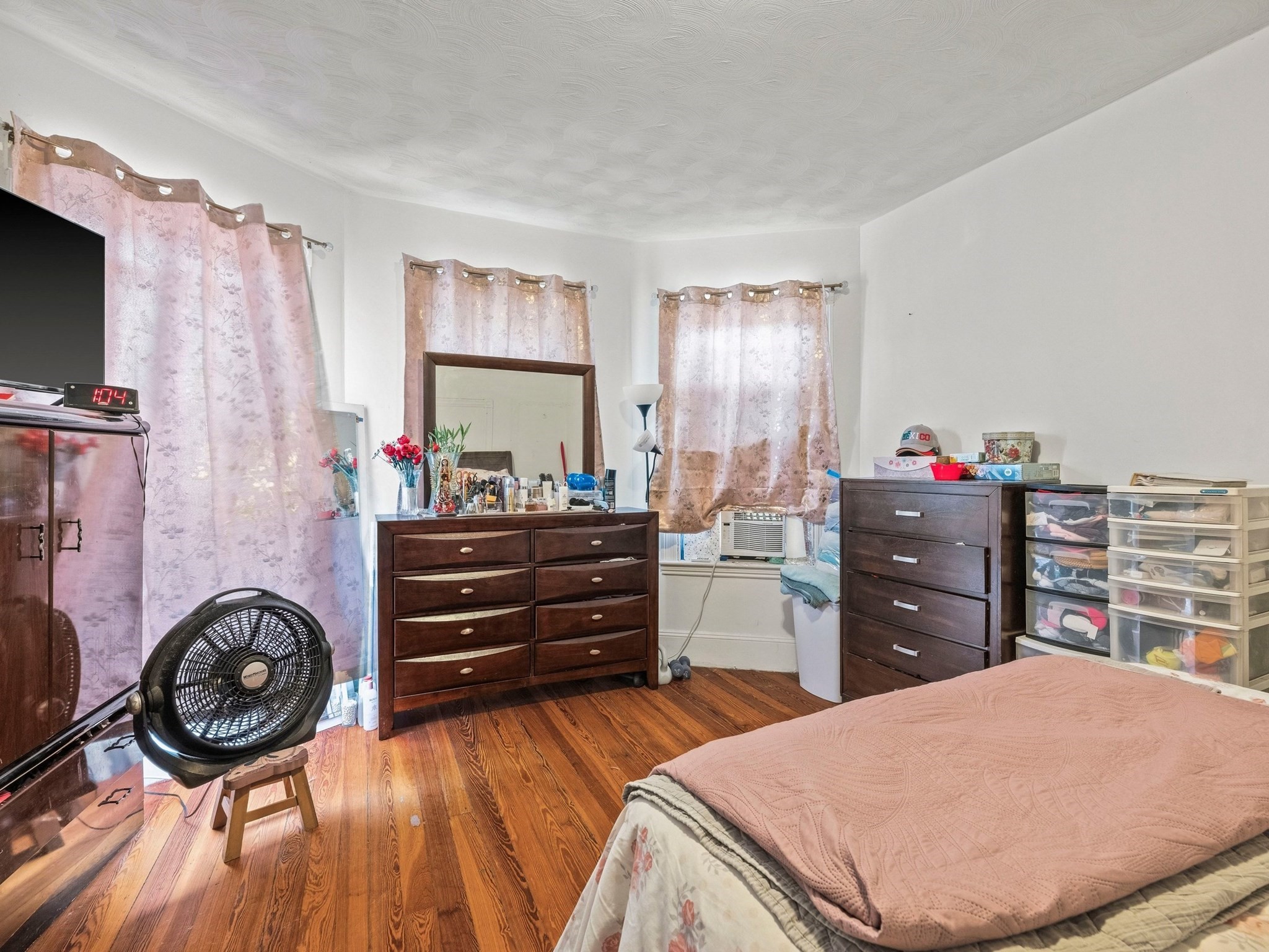 72 Sagamore Ave