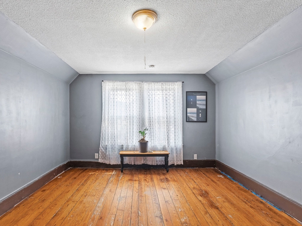 72 Sagamore Ave