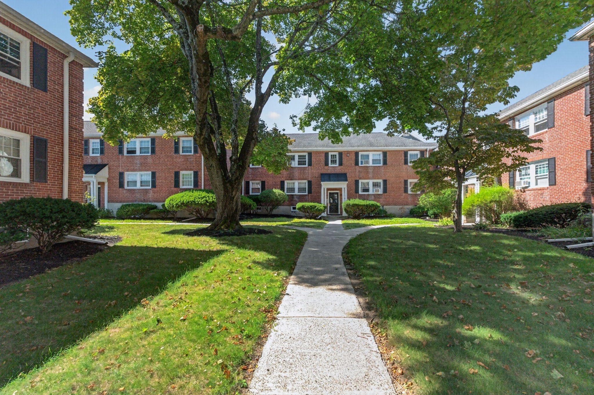 924 Massachusetts Ave # 1