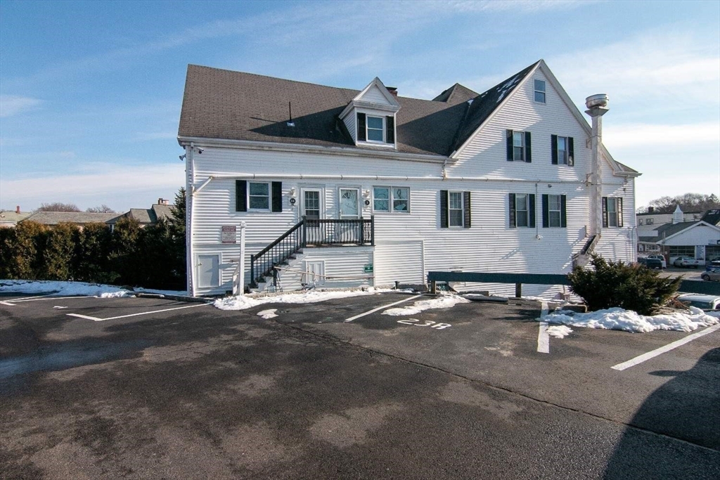 17-23 Essex St # 2