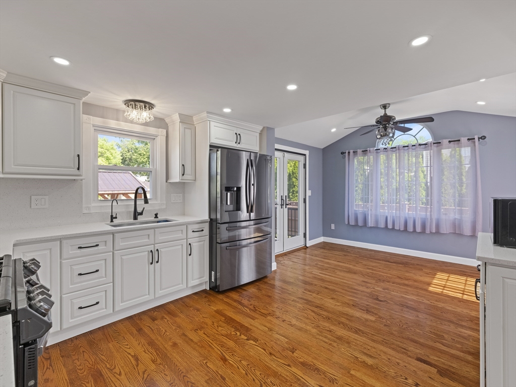 7 Fabens St