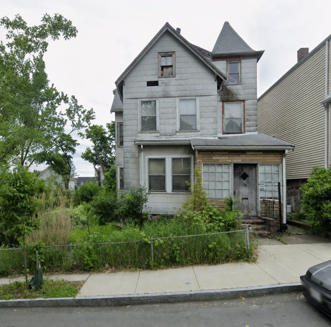15R & 15 Lambert Ave