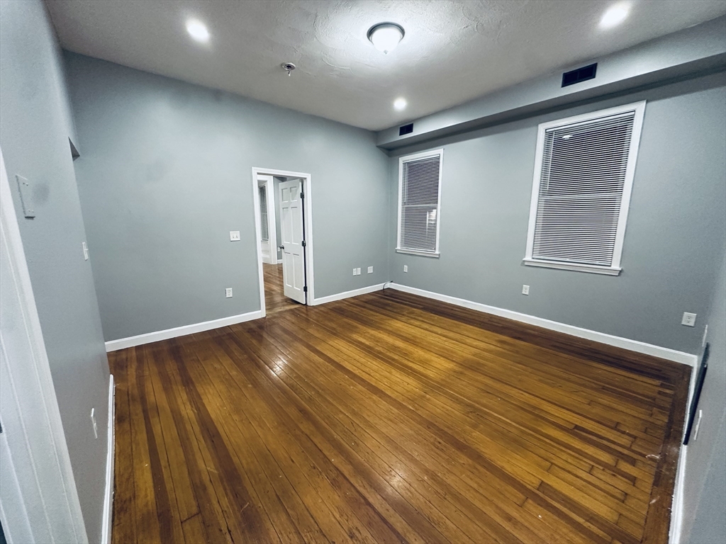 90 Chestnut Street # 2