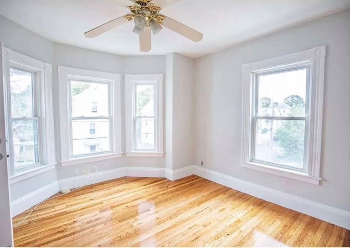 21 Webster St # 2