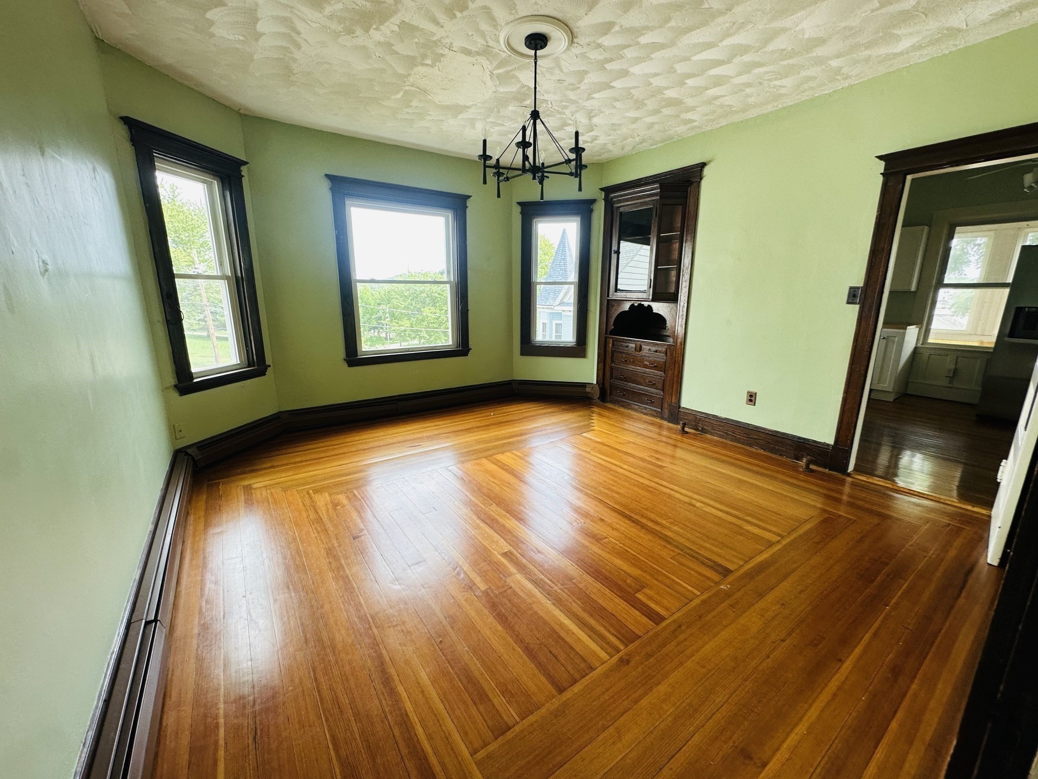 42 Nichols Street # 2