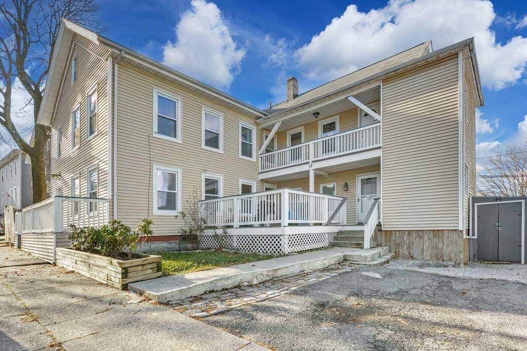 12 Blanche St