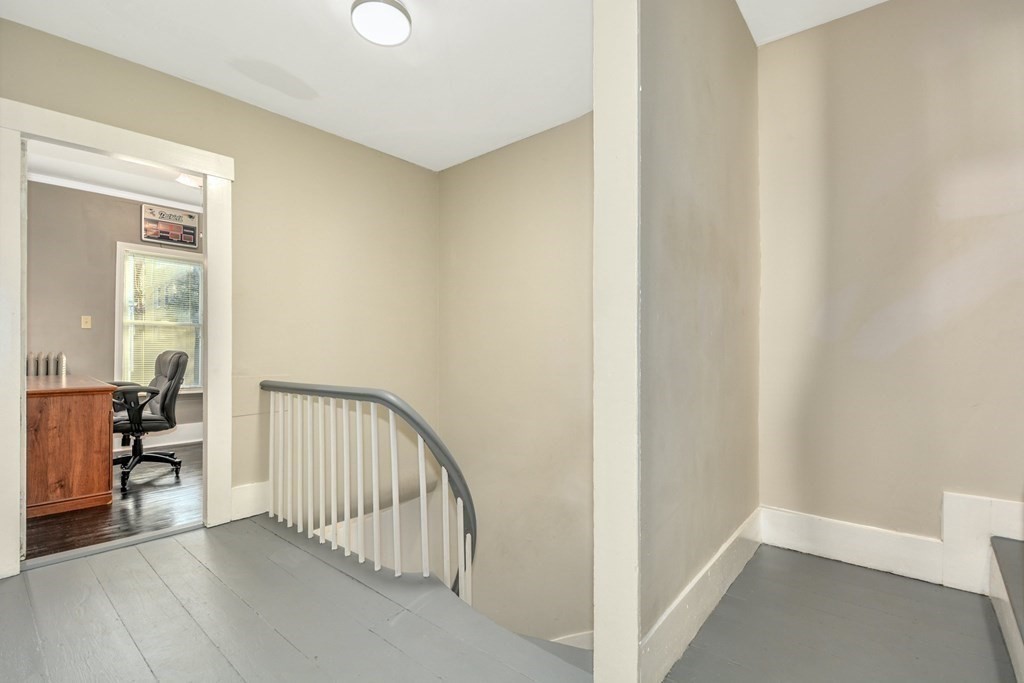 12 Blanche St