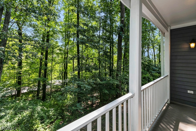 27 Countryside Dr