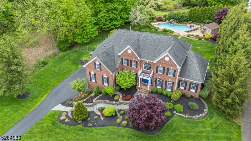 71 Canterbury Way