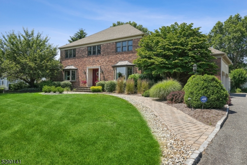 195 Woods End Dr