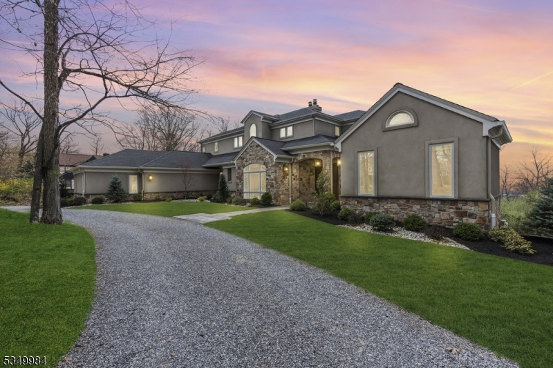 1720 Mountain Top Rd