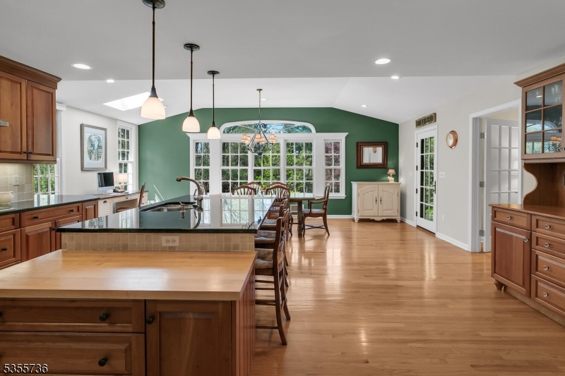 5 Lafayette Ln