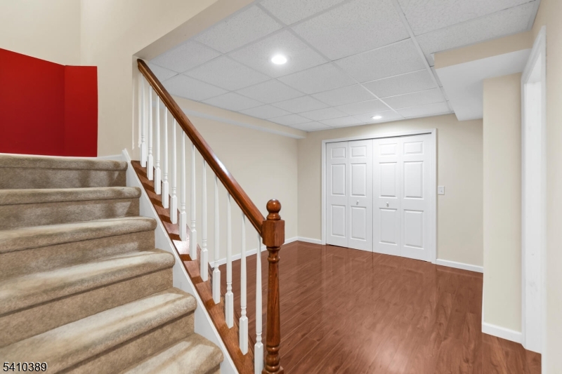 450 Vanderveer Rd