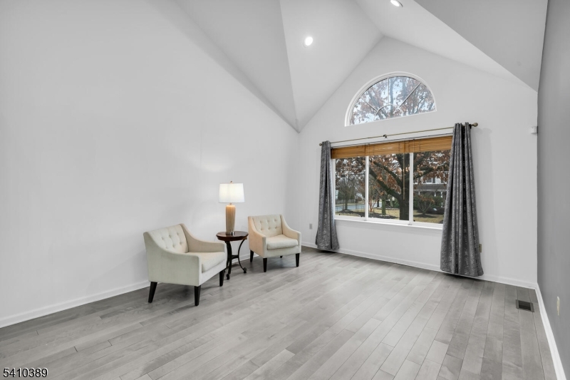 450 Vanderveer Rd