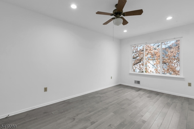 450 Vanderveer Rd