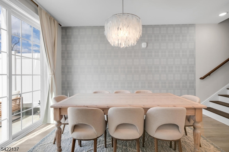 103 Honeysuckle Ln 815