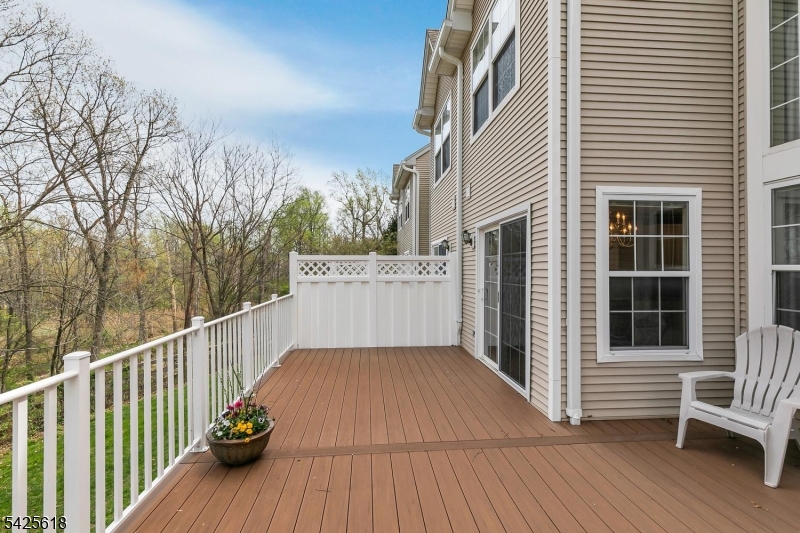 20 Hopkinson Ct