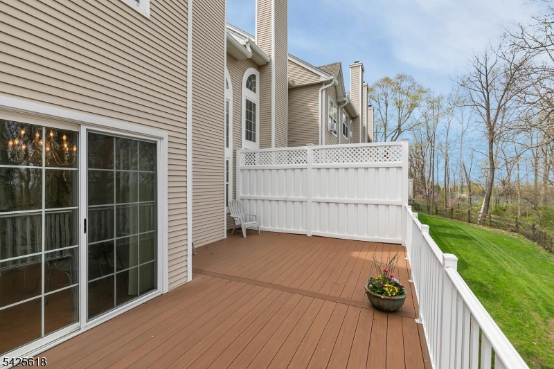 20 Hopkinson Ct