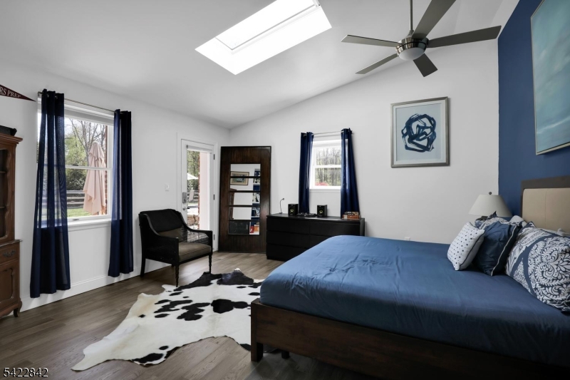 36 Coppergate Dr