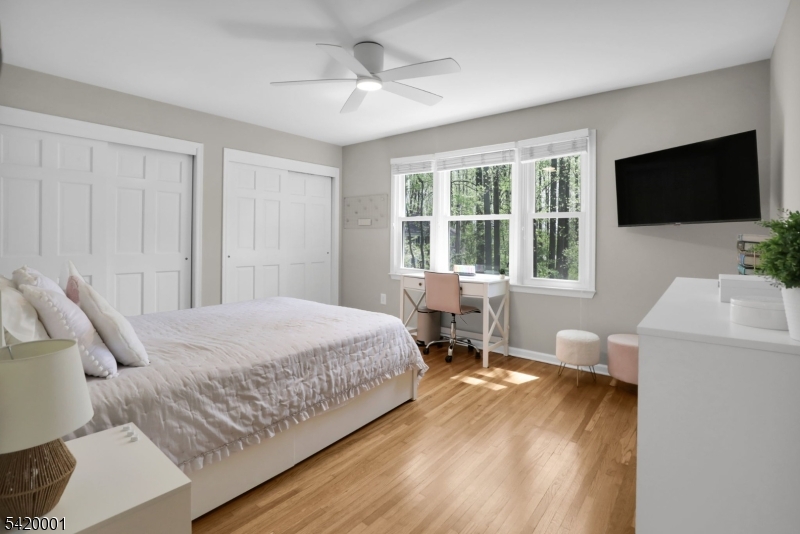 16 Lenape Ct