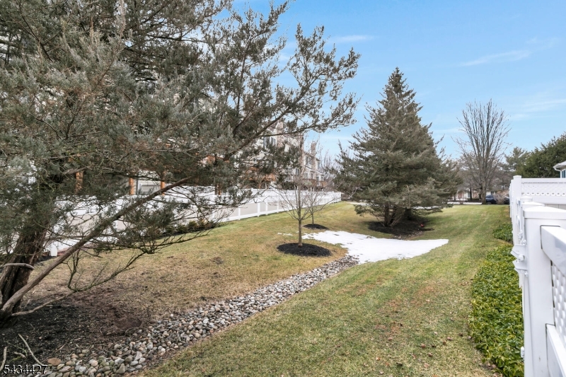 7 Patriot Hill Dr
