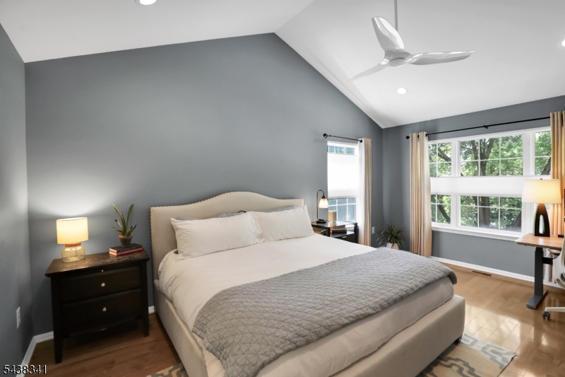 10 Raleigh Ct