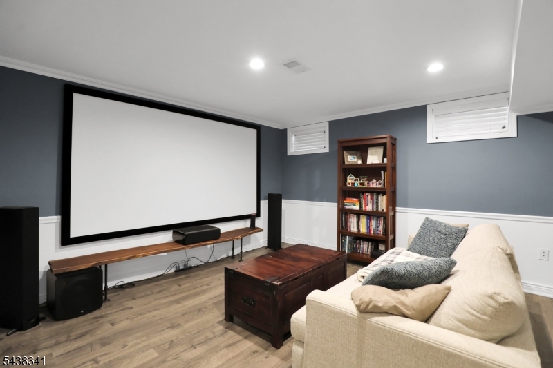 10 Raleigh Ct
