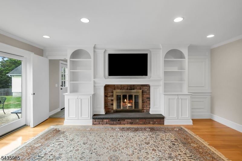 1265 Mount Airy Rd