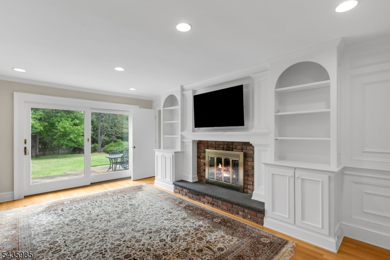 1265 Mount Airy Rd
