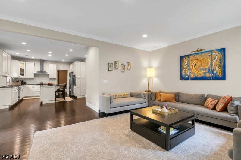 7 Gordon Pl