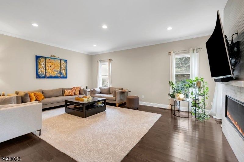 7 Gordon Pl