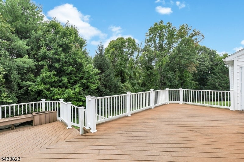 5 Savannah Ct