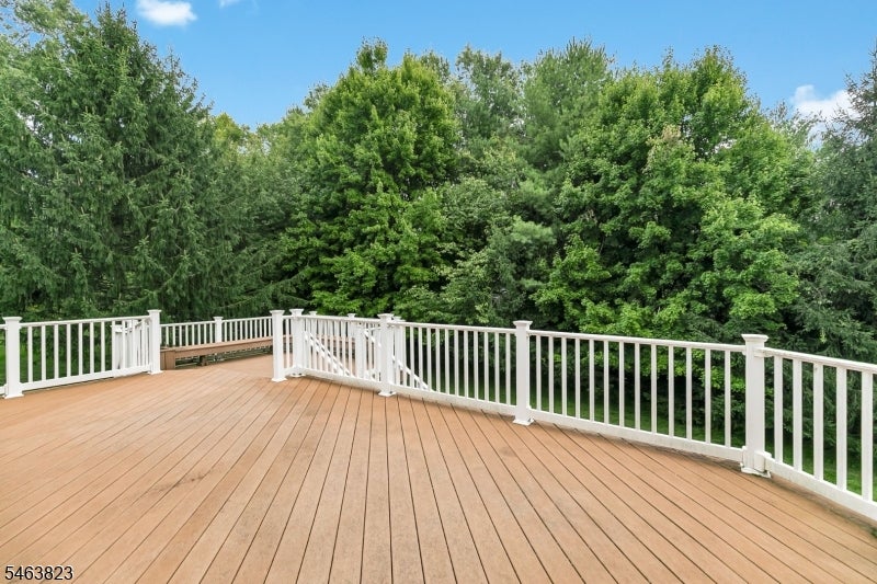 5 Savannah Ct