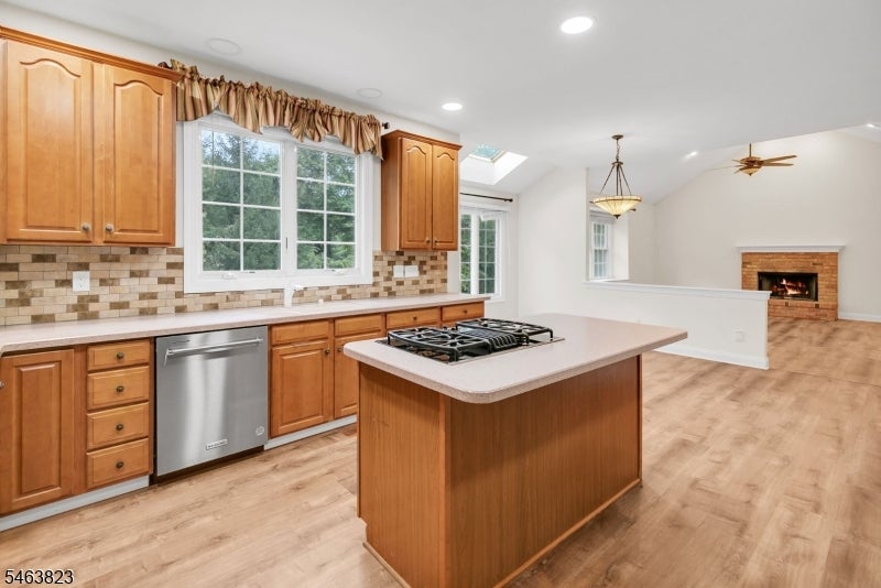 5 Savannah Ct