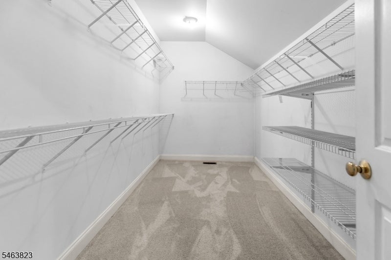 5 Savannah Ct