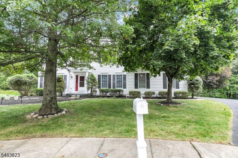 5 Savannah Ct