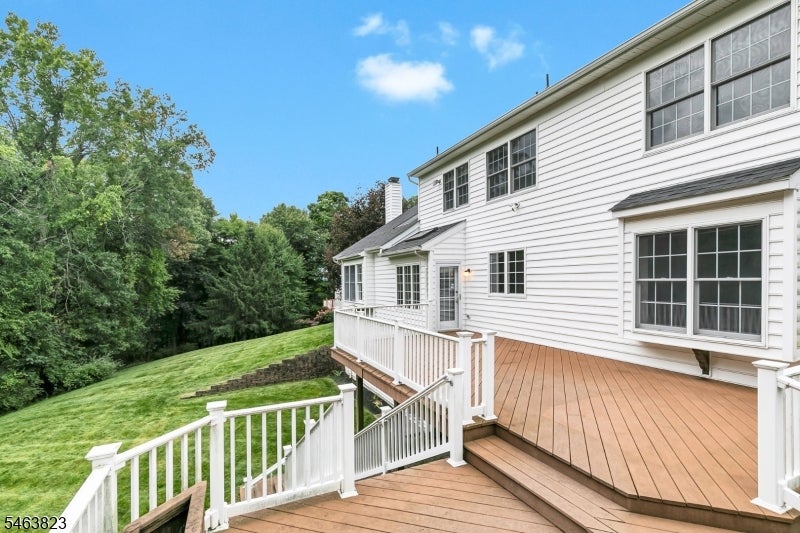 5 Savannah Ct