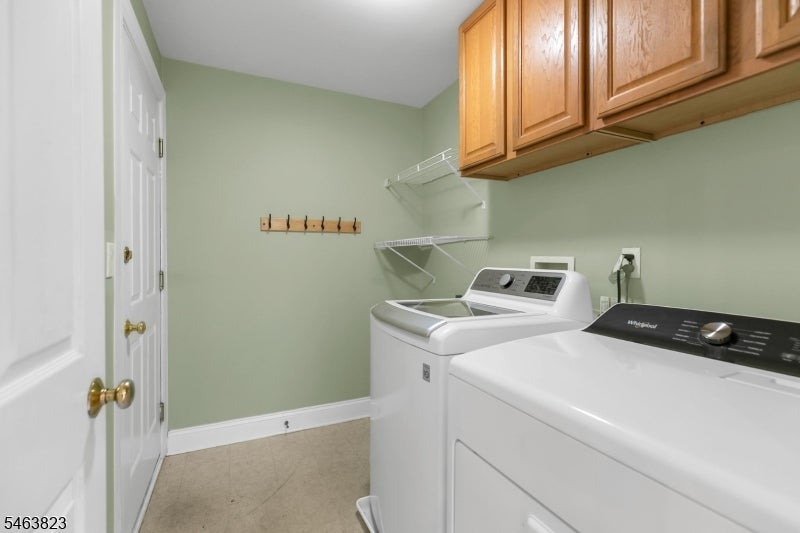 5 Savannah Ct