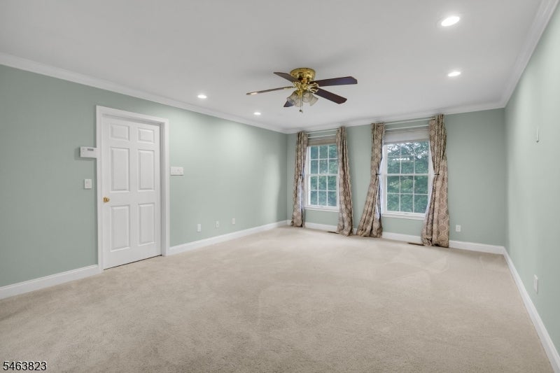 5 Savannah Ct