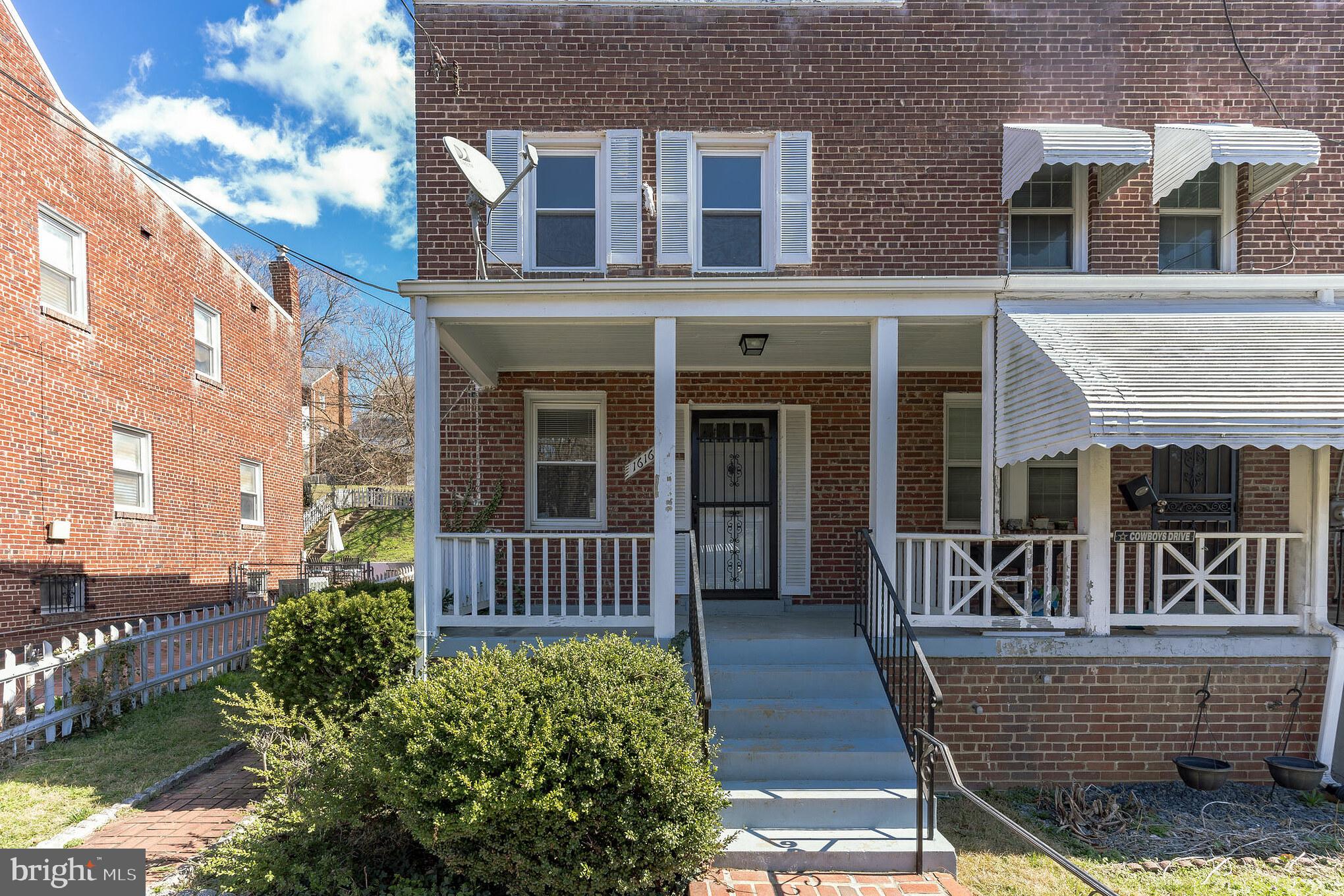 1616 FORT DUPONT STREET SE