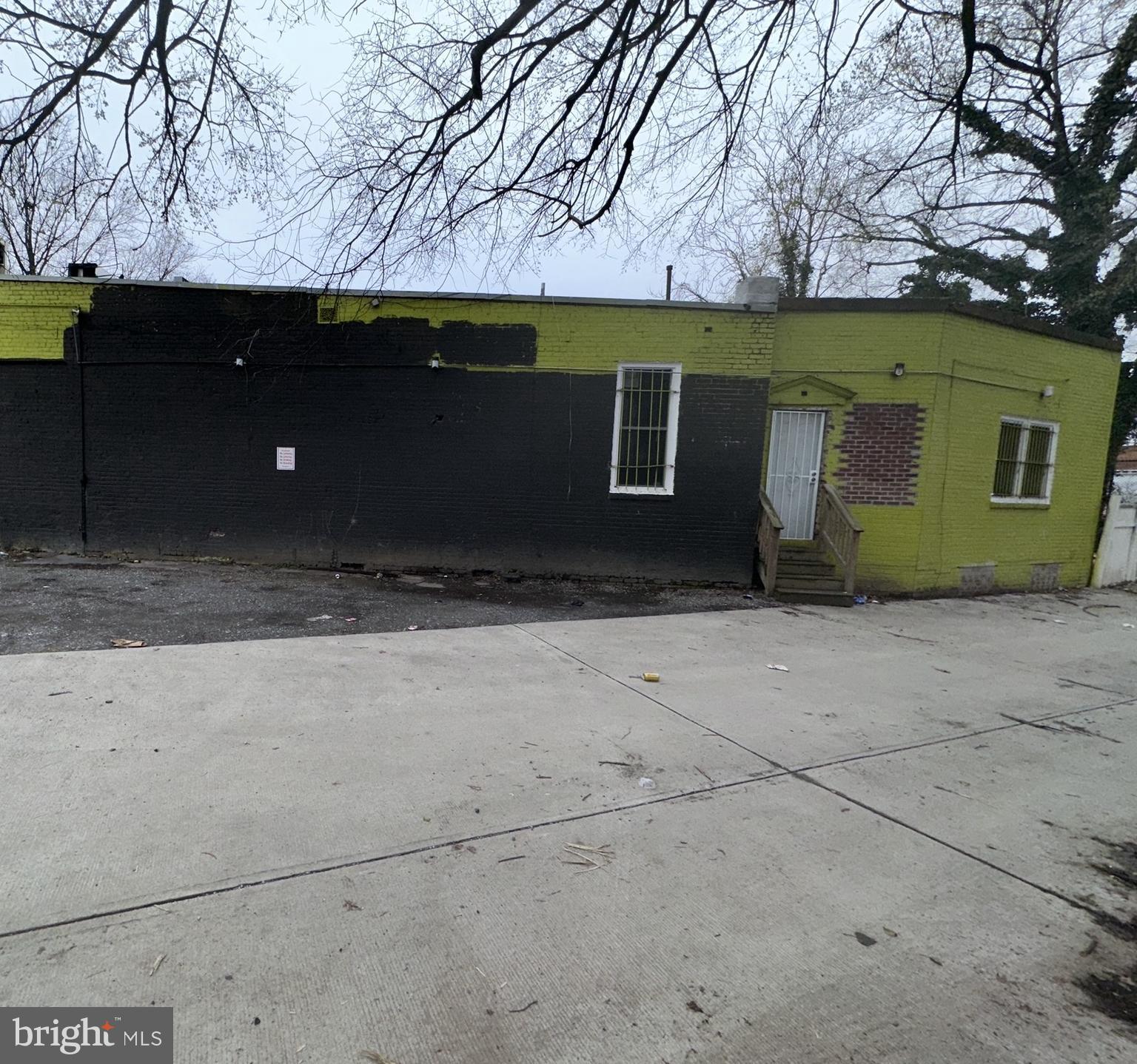 2409 FRANKLIN STREET NE