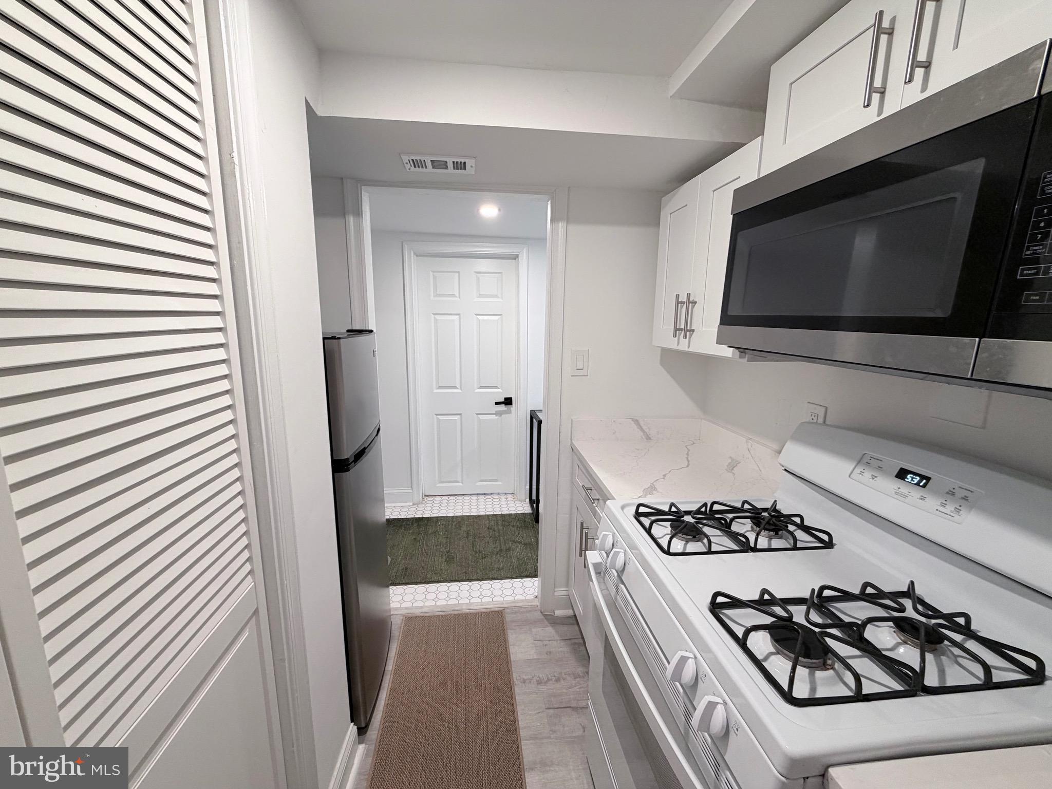 805 MALCOLM X AVENUE SE