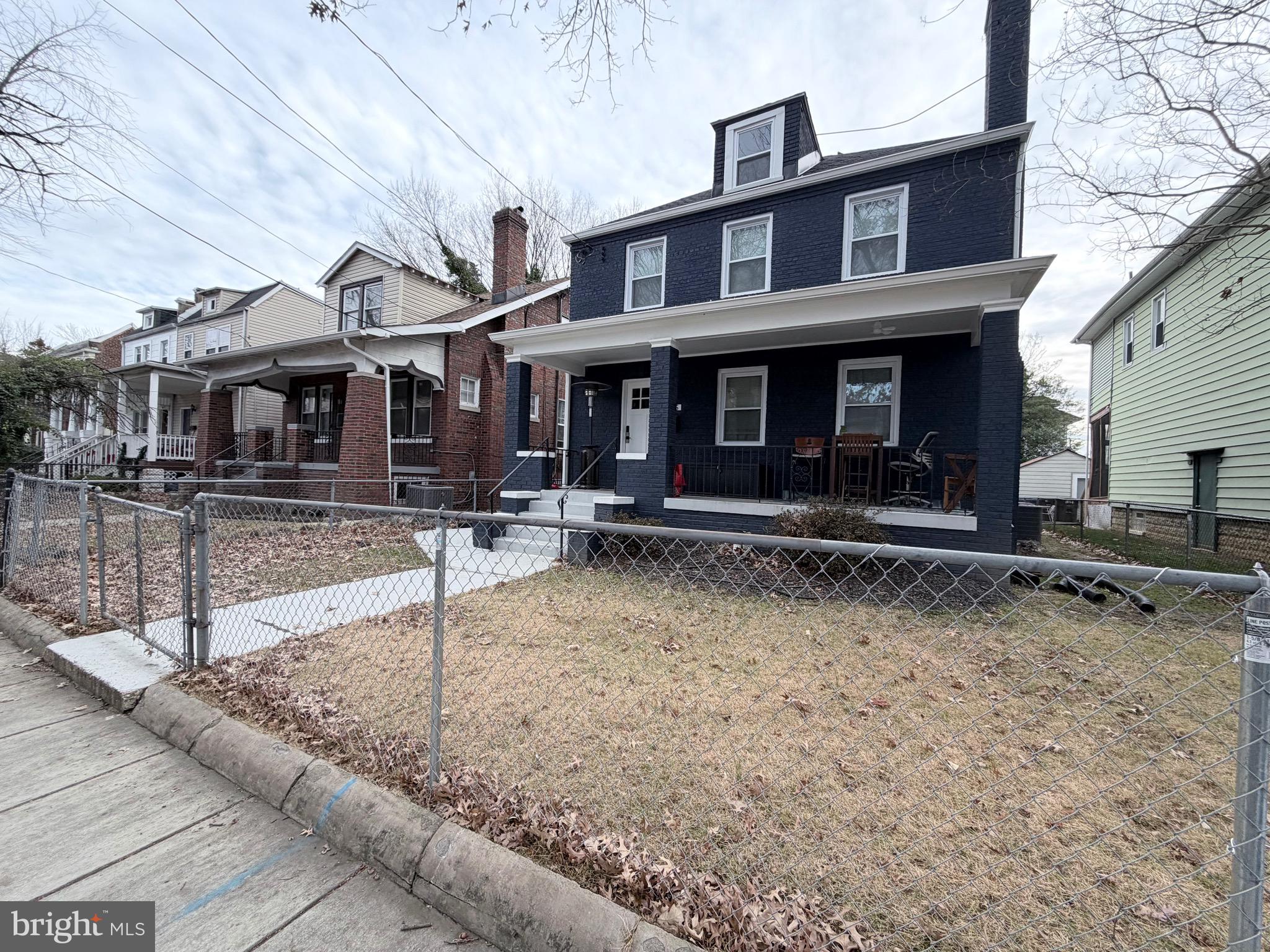 805 MALCOLM X AVENUE SE