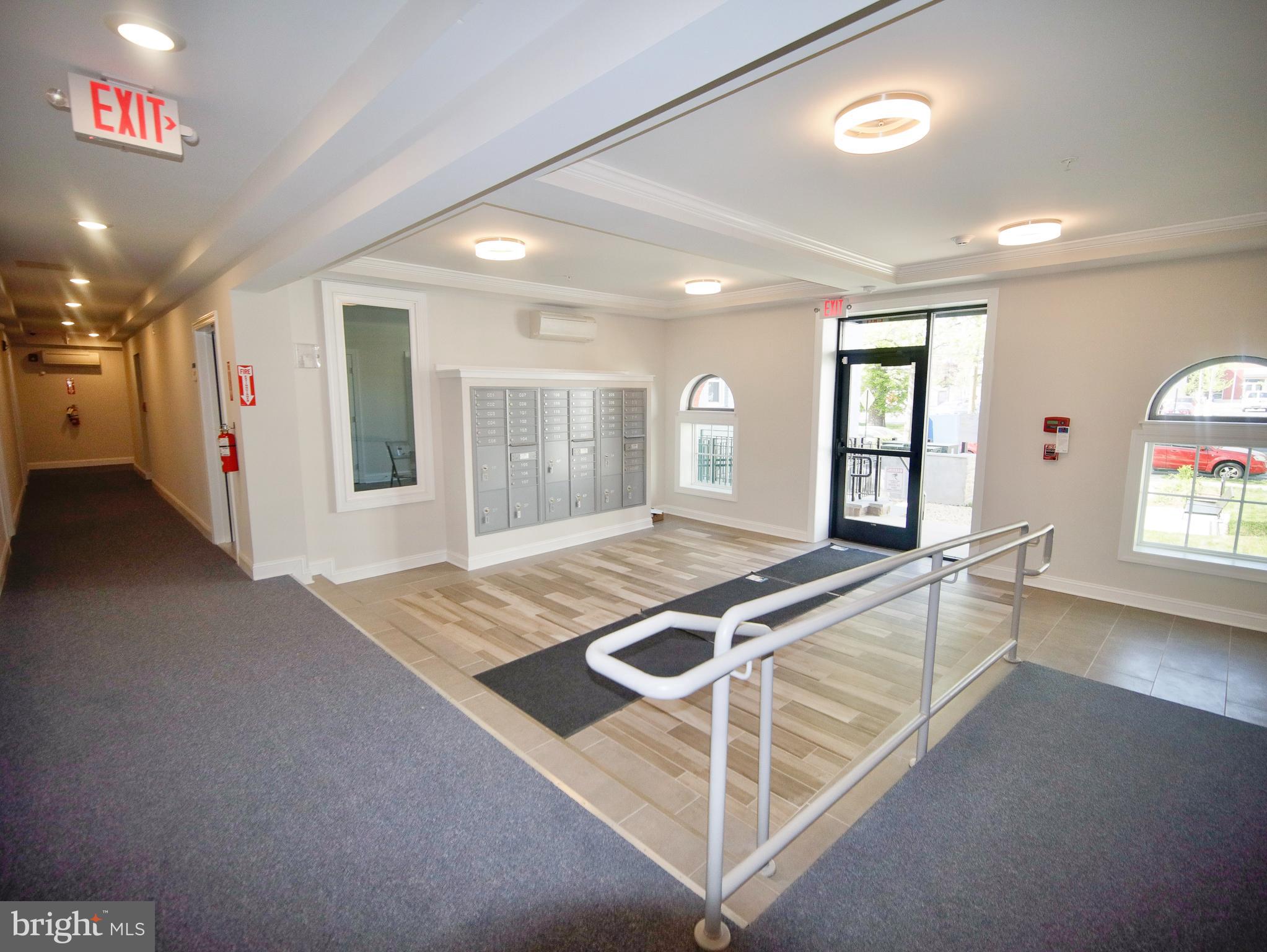 220 HAMILTON STREET NW C02