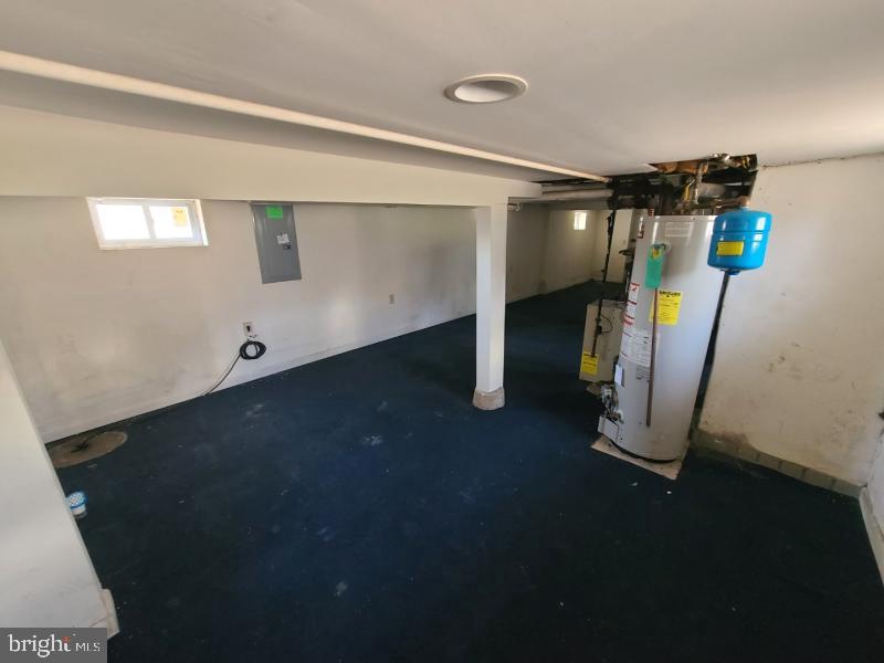 1040 EVARTS STREET NE