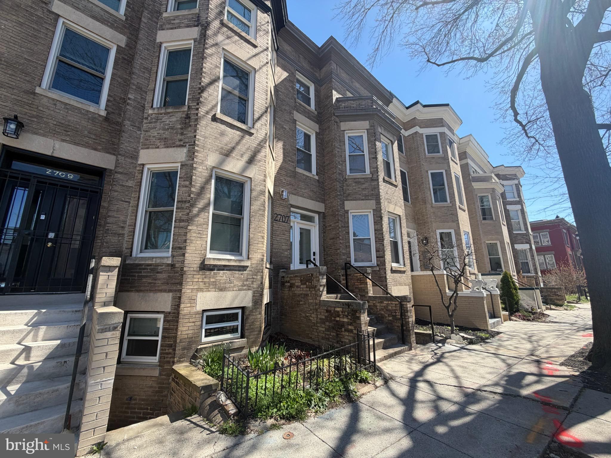 2707 11TH - 1 STREET NW