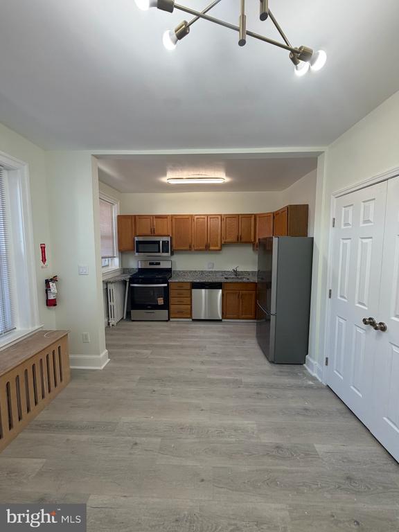 2707 11TH - 1 STREET NW