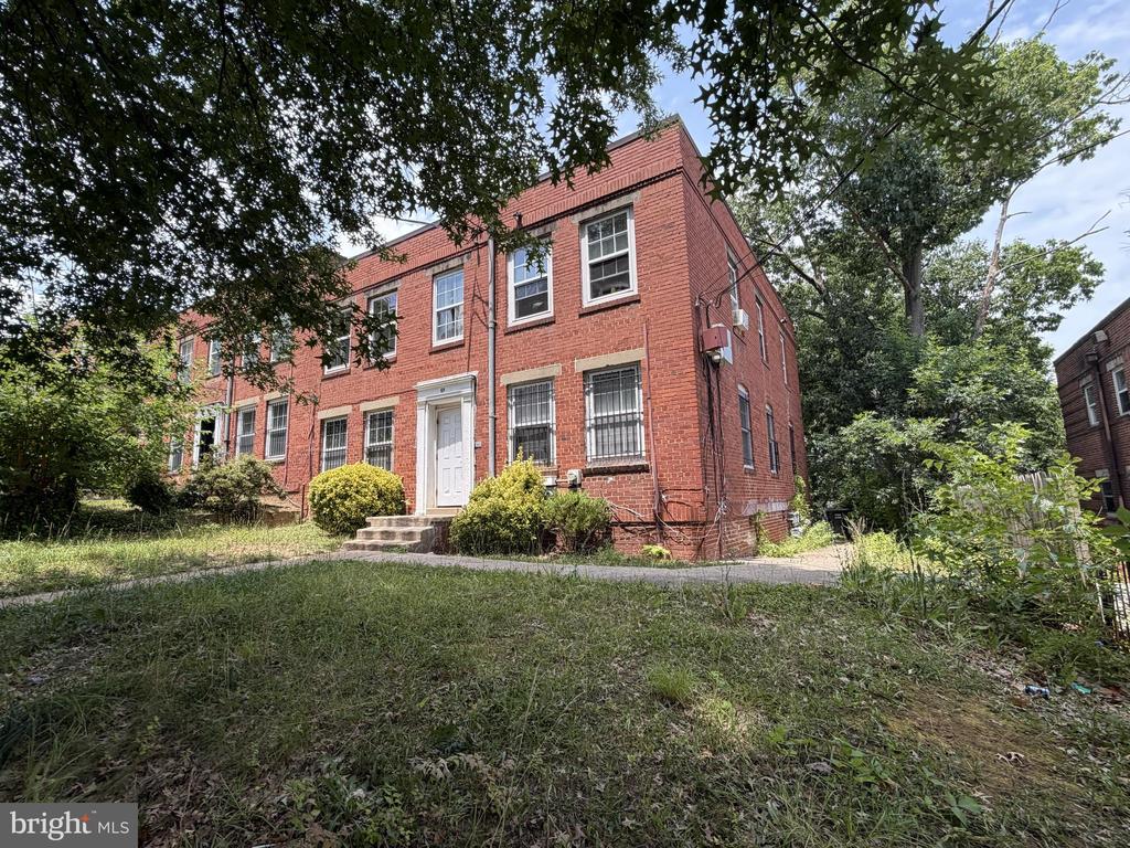 65 FORRESTER STREET SW