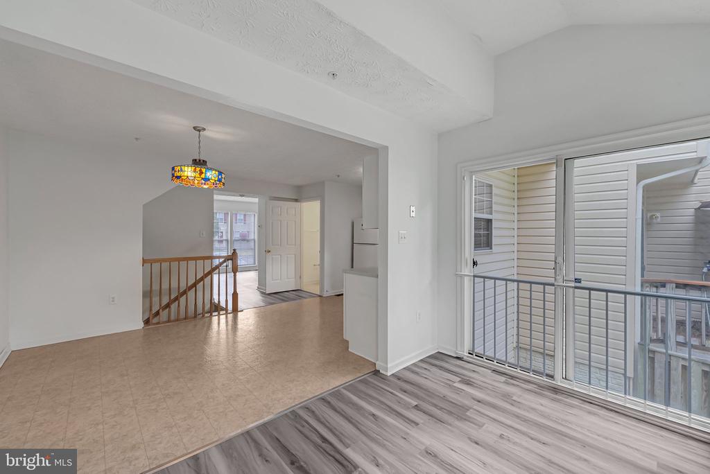 1716 BARNWOOD COURT
